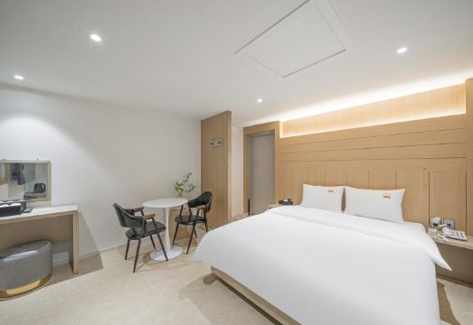 호텔 객실 상세