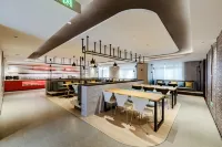 Yimeiju Hotel (Hebi east railway station store) - breakfast