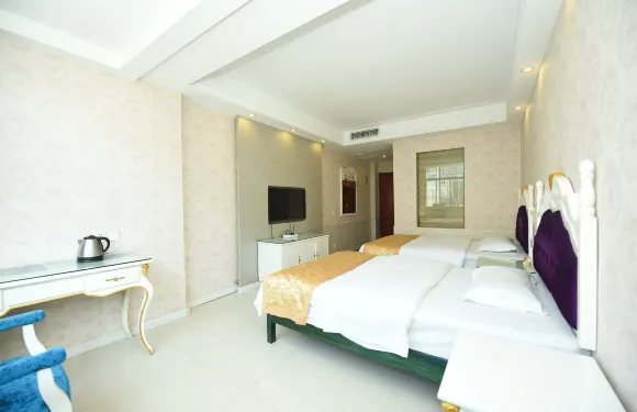 天堂寨寨上假日酒店