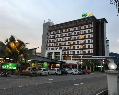 HIG Hotel & Convention Các khách sạn gần Đại bàng Plaza