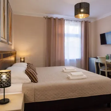 ROYAL ROOMS by WOW HOMES Отели рядом с достопримечательностью «Polish Theatre»