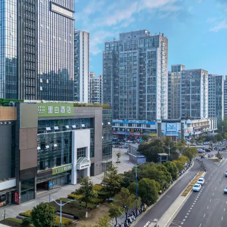 Libai Hotel (Nanchang Honggutan Greenland Twin Towers)