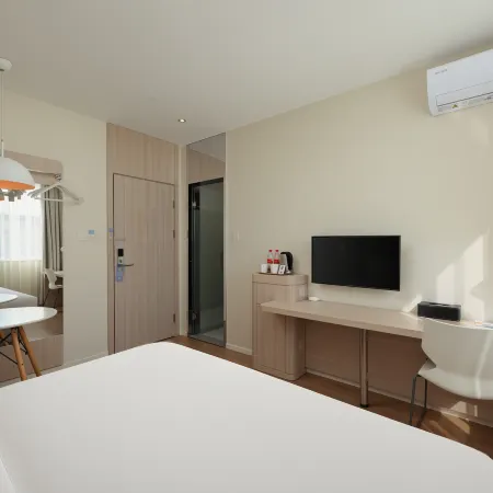Dunhua Dingsheng Hotel