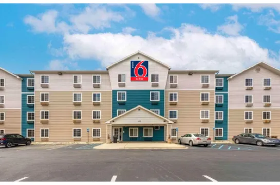 Studio 6 Extended Stay Birmingham Pelham  AL