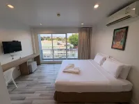 Nantra Huahin Hotel dekat Dermaga Hua Hin