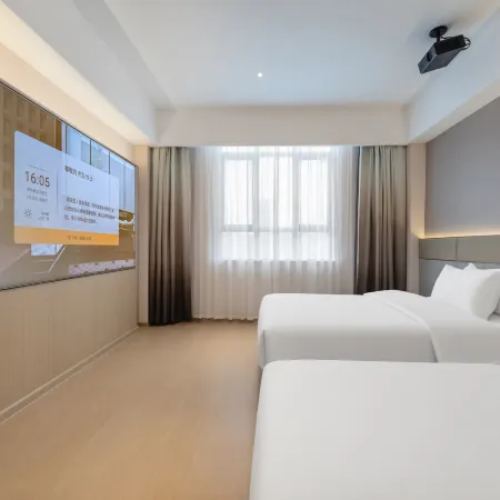 Lisiton International Hotel (Danzhou Baimajing Central Avenue Branch)