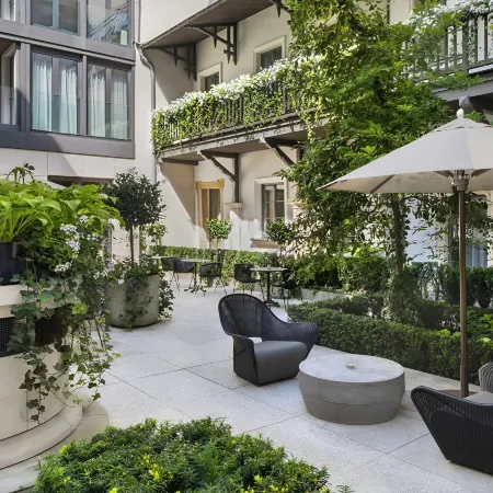 H15 Palace, a Luxury Collection Hotel, Krakow Отели рядом с достопримечательностью «Музей Чарторыйских»
