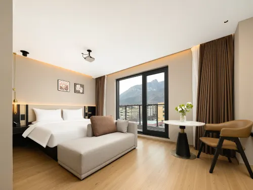 Guanlan Hotel