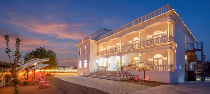 LikeYou Sand Therapy Hostel (Grape Valley) Hotels in Turpan