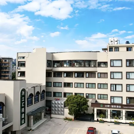 LANCY HOTEL