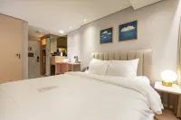 Londorner Hotel  New Port Yongwon - Gym