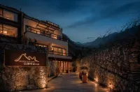 YunManBanShan(Jiuzhaigou Visitor Center Hotel)