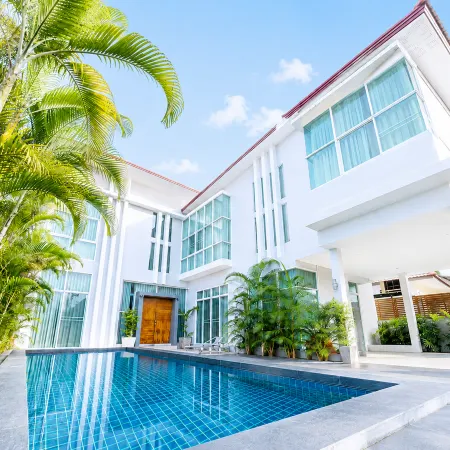 Dream Living Chiangmai Pool Villa