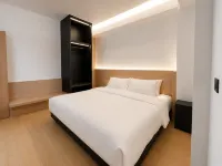 Aurinea Inn - Cheap