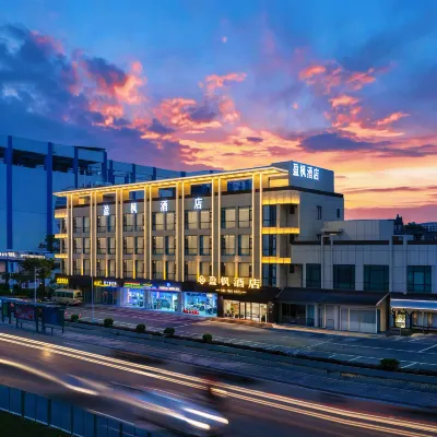 YINGFENG HOTEL Hotels near Huashanzhen Railway Station