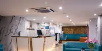 A25 Premium Hotel - 12 Ngo Si Lien - pet friendly