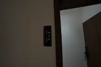 Xingyi Blue Moon Bay Xinglin Courtyard Homestay (Wanfenglin Scenic Area Shangnahui) - พร้อมอาหารเช้า