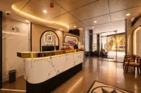 Red Sun Airport Saigon Hotel - Inns