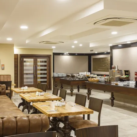 hotel antroyal
