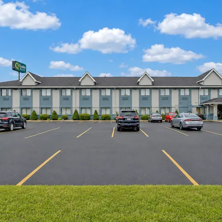 Saint Joseph Inn & Suites Benton Harbor Near I-94