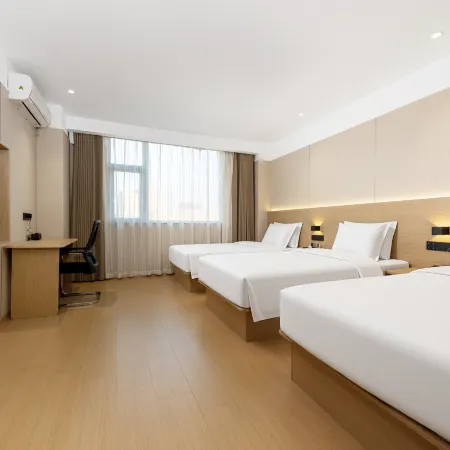 Yuejinghao Select Hotel (Yancheng Dafeng Yongtai International Square)
