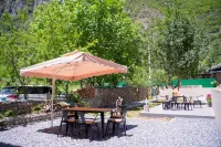 Yunqi Pujing Boutique Homestay（JiuZhaiGou） - 2 stelle