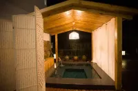Zhouwen Waterside Scenic Villa - Hot Springs