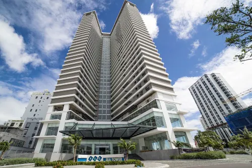 FLC Sea Tower Quy Nhon Luxury Apartment - Kolam Renang