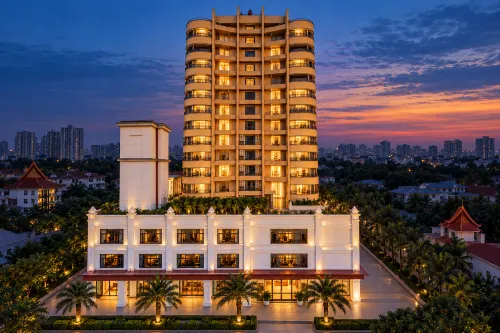 Qianhe · Rainforest Dai Villas | JUNGLE Esports Cityscape Hotel (Mengla Starlight Night Market) - 2 Yıldız