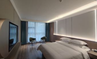 GreenTree Inn Hotel (Zunobligation Chuanbaoyuan City Plaza Branch)