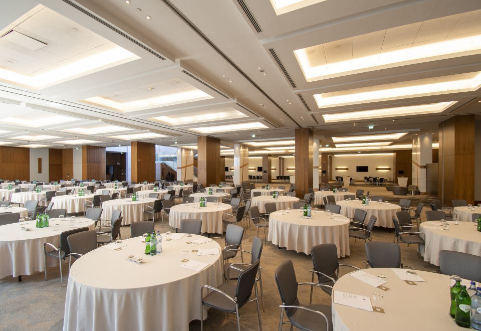 에픽 사나 리스보아 호텔 로비