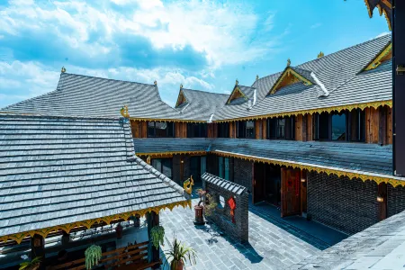 SHUNIAN COURTYARD Отели в г. Менхай