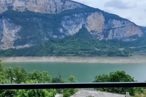 Jihuawu House, Xitashan, China