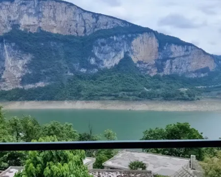 Jihuawu House, Xitashan, China Hotels in Qianxi County