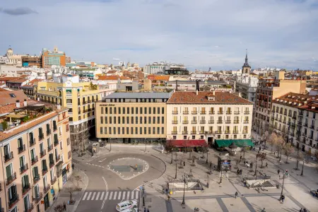 Ocean Drive Madrid Отели рядом с достопримечательностью «Монастырь Энкарнасьон»