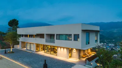 Fuyanjian Homestay (Jindaoxia Resort) Hotels in der Nähe von Jindao Gorge