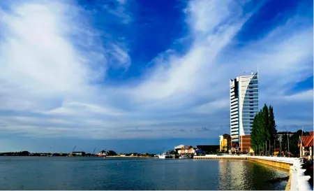 Felda Residence Kuala Terengganu Отели рядом с достопримечательностью «Istana Maziah»