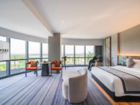 Yuhu Peninsula Hotel (Yuhuan Wanda Plaza Convention and Exhibition Center) Hotels in Yuhuan