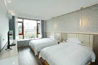Huaning Hotel Kawaguchi Hotels in Hekou
