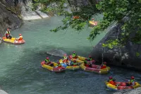 Wangxiangu Cliff Homestay - Family