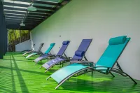 Chuyan·Vacances au spa Yunhai Viewing Wentang Holiday Meisu (Anji Jiangnan Tianchi Branch) - สระว่ายน้ำแบบอินฟินิตี้