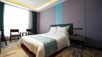 Yuzhong Tide Hotel Hotels near Mahavira Hall