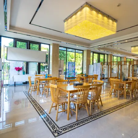 Longmen Nankunshan Nature Valley Hot Spring Hotel