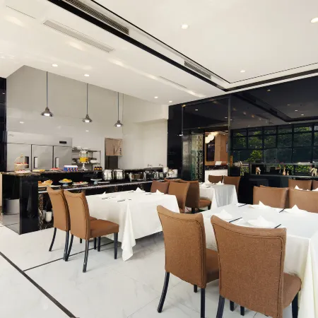 Comfort Hotel (Daping Times Tianjie Xietaizi Subway Station Branch) Отели рядом с достопримечательностью «Чунцин Цзян и Улицы и начальная школа»
