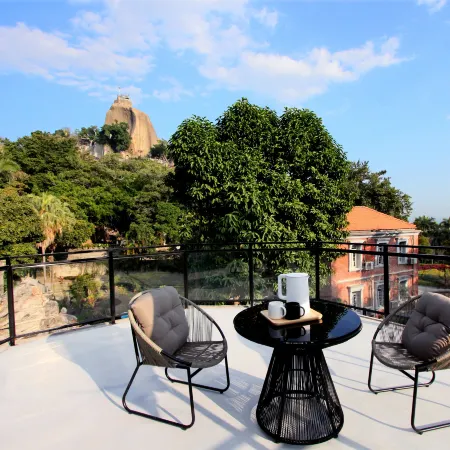 Gulangyu Sunlit Rock Garden Resort Отели рядом с достопримечательностью «Музей Сямэнь»