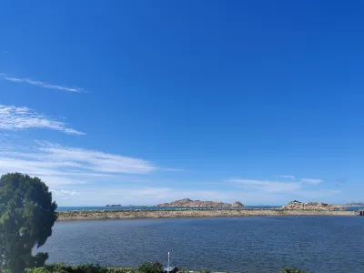 Pingtan Chaosheng Xiaozhu · Aerobic Group Building Party · Seaview Holiday Beauty Hotels in Haitan Ancient City