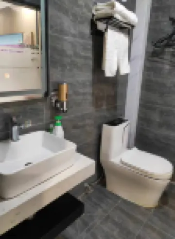 Zouping Yunling Business Hotel (Zhouzhou Road Baiyun Yilu)