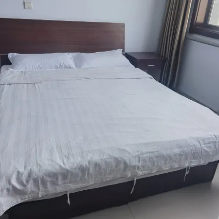 Weimin Hotel
