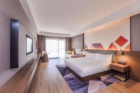 Borrman (Pingle Government Center Plaza)