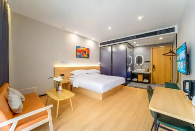 Selected Hotel (Lishui Shuige International Auto City)